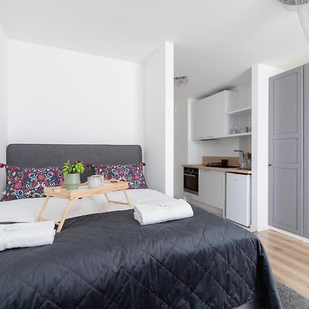 Elegant Pet-Friendly Studio In Krakow By Noclegi Renters Exterior foto
